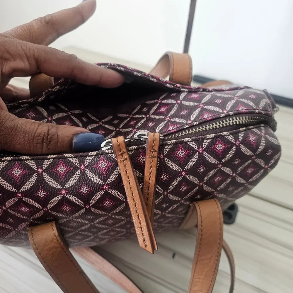 Fossil Sydney Satchel Geometric Pattern with Crossbody Strap - Picture 7 of 9